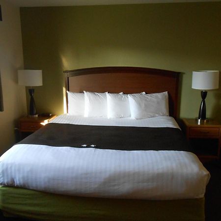 AmericInn by Wyndham Grand Rapids Exterior foto